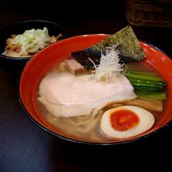 塩らーめん＋チャーシューご飯