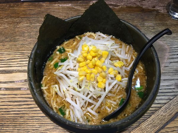 「こってりみそラーメン」@らーめんダイニング ど・みそ 京橋本店の写真