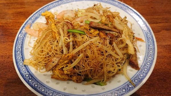 「シンガポールカレービーフン　８５０円」@新記 三宿本店の写真