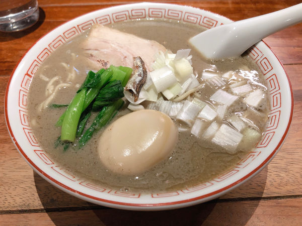 「瀬戸内いりこ味玉ラーメン」@瀬戸内いりこラーメン 古田島の写真
