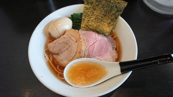 「特製煮干しそば」@陽はまたのぼるの写真