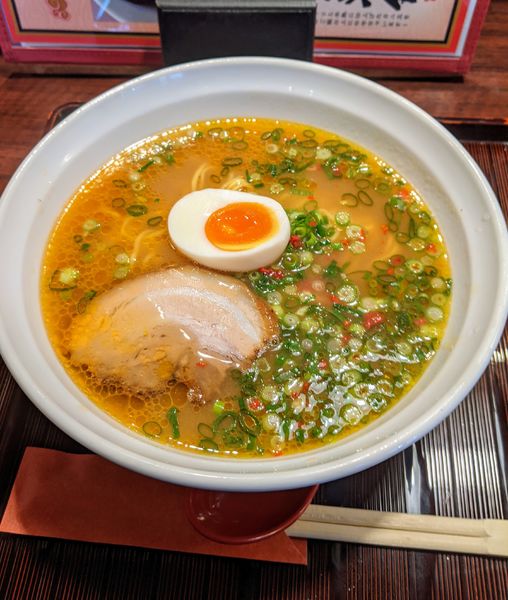 「えびラーメン　880円」@中国的酒場 あひるの台所 二子玉川店の写真