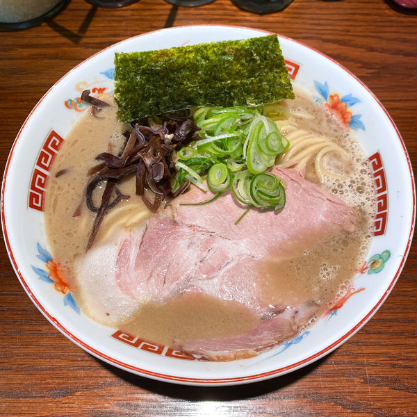 「濃厚らーめん」@ラーメンかなやの写真