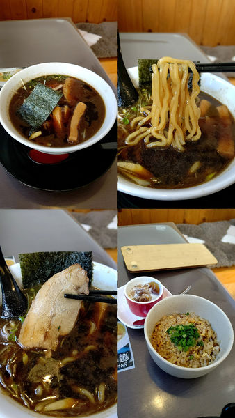 「『こく旨黒ラーメン+ハーフチャーハン(¥900+300)』」@ひのき食堂の写真