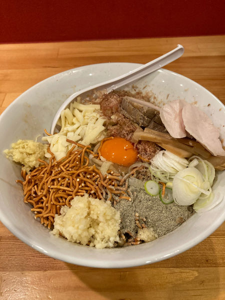 「まぜそば（並盛）」@ブタハトモダチニボシハシンユウの写真