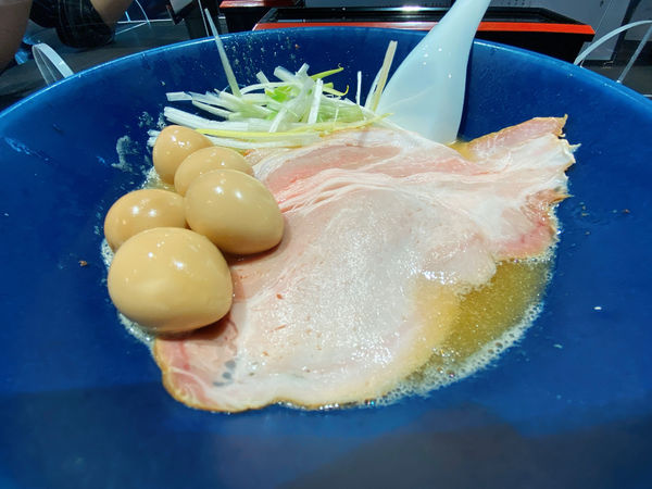 「カニトン¥950、うずら¥100」@カニトン 東神奈川店の写真