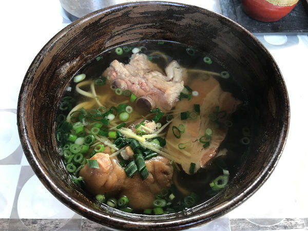 「すーまぬめぇスペシャルそば　800円」@すーまぬめぇの写真