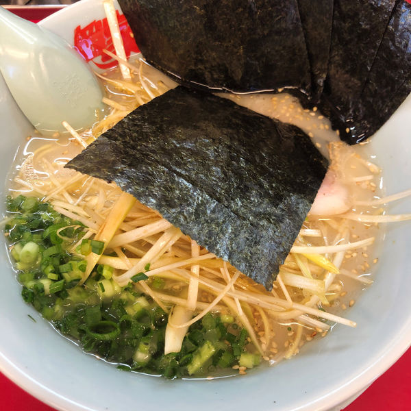 「朝ラーメン 470円 味付ネギ 120円 海苔5枚」@ラーメン山岡家 大泉店の写真