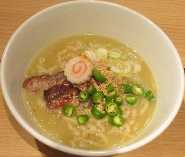 「とり煮込みらーめん　1000円」@おそうざいと煎餅もんじゃ さとうの写真