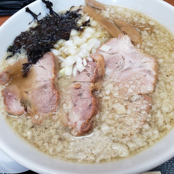 「背脂煮干」@肉煮干中華そば 鈴木ラーメン店の写真