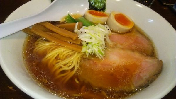 「あっさり煮干 700円＋味玉（半熟） 100円」@ラーメン 一兎の写真