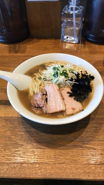 「煮干しそば　中」@中村屋総本山の写真