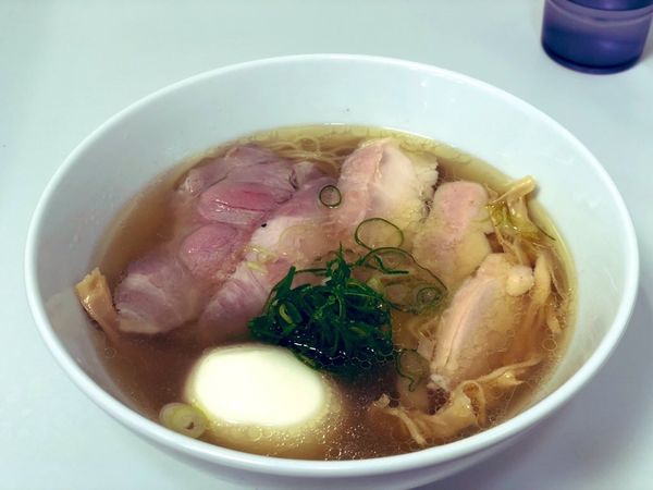 「特製しおらーめん」@町田汁場 しおらーめん 進化の写真