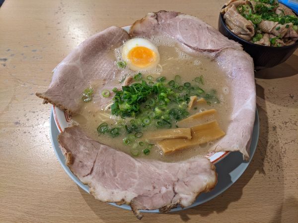 「博多チャーシューめん　980円」@濃厚豚骨らーめん 博多一路の写真