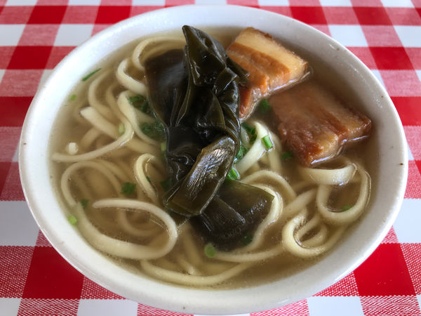 「そば（小）400円」@宮里そばの写真