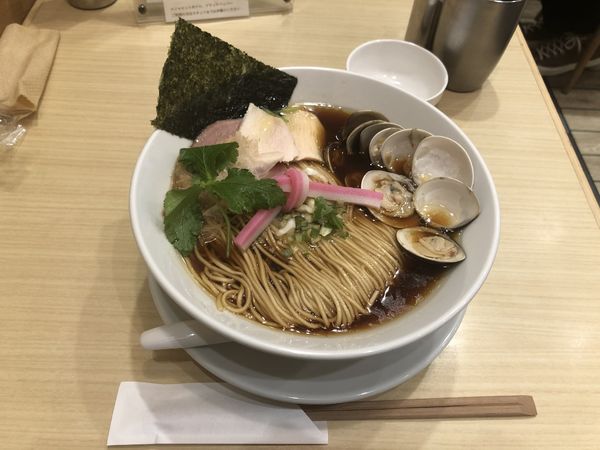 「蛤・鷄・煮干しのトリプルSOBA」@むぎとオリーブ 日本橋店の写真