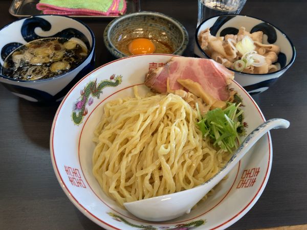 「Aセット（正油つけ麺　生姜焼卵かけご飯）」@メンショップ アキラの写真