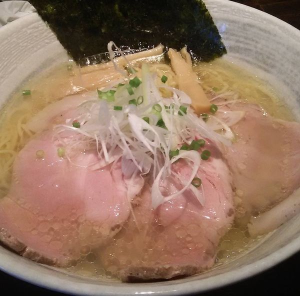 「淡麗あっさりチャーシュー麺」@麺屋ことぶきの写真