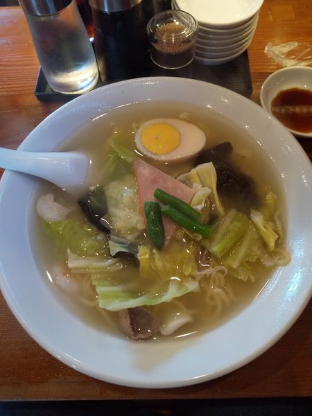 「五目ワンタンメン」@麺味の写真