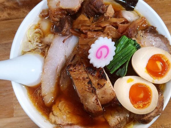 「しょうゆチャーシューメン＋味玉」@オランダ軒の写真