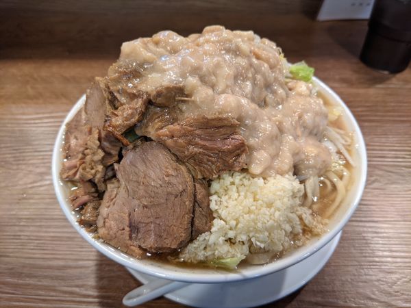 「ラーメン（醤油）大盛·全まし　850円」@ラーメンたろうの写真