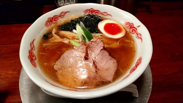 「ラーメン（並）（７００円）」@麺・DINING 毘沙門天の写真