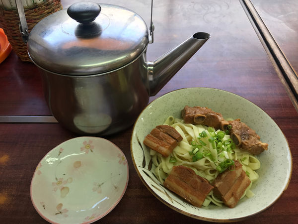 「ミックス 大　650円」@八重食堂の写真