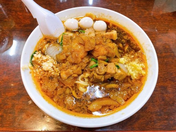 「スタ満そば:880円、まさお(うずら卵3個):60円」@元祖スタミナ満点らーめん すず鬼の写真