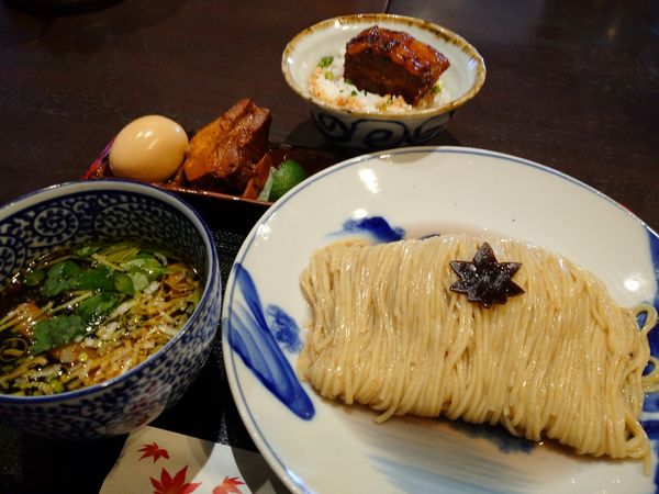 「特製つけそば＋角煮飯」@食煅 もみじの写真