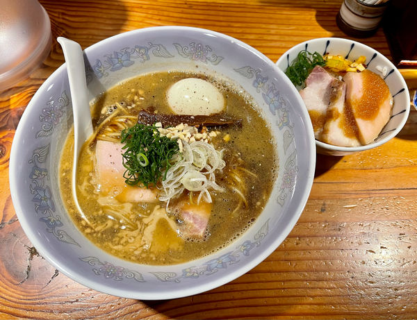「胡麻らぁ（曜日限定）＋肉飯（小）」@麺処 篠はらの写真