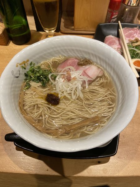 「真鯛と蛤の塩そば」@SOBAHOUSE 金色不如帰 新宿御苑本店の写真