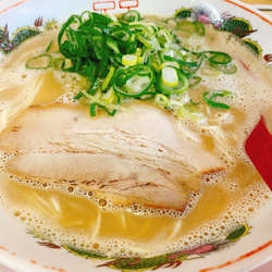 濃とんこつらーめん