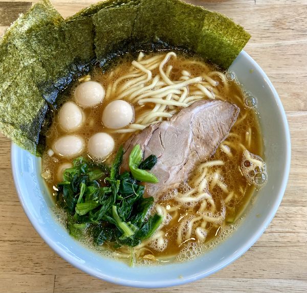 「醤油/うずら海苔増し」@壱六家 大和店の写真