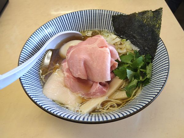 「特製煮干しそば白醤油」@中華そば よしかわの写真