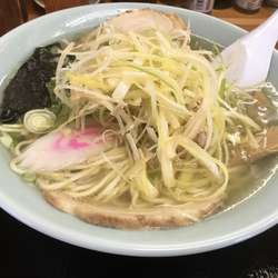 塩ネギラーメン(800¥)