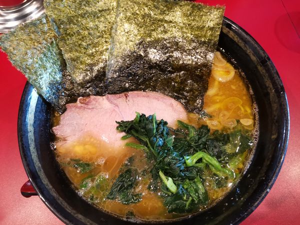 「ラーメン（並）」@家系ラーメン 稲葉家の写真