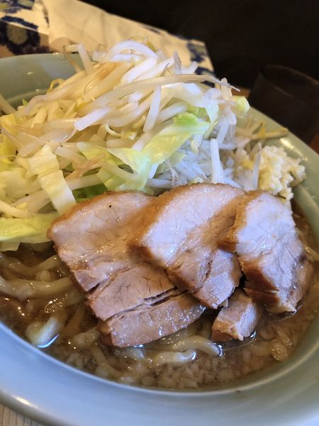 「えぼし麺大盛（ニンニク少なめ）」@えぼし麺 菜良の写真