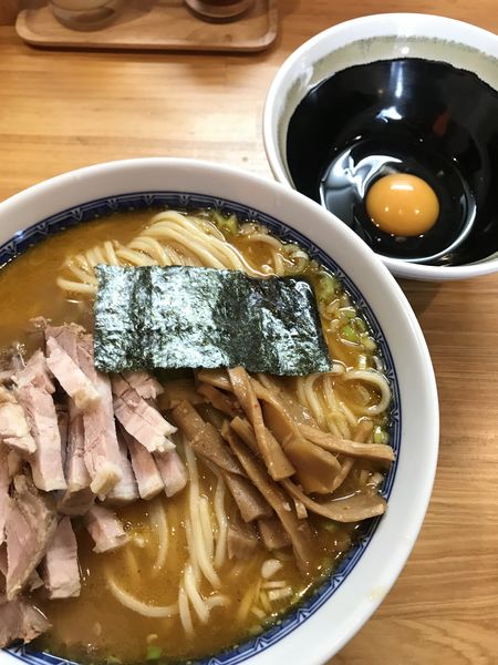 「【数量限定】味噌ラーメン、チャーシュー小、生卵」@自家製中華そば としおかの写真