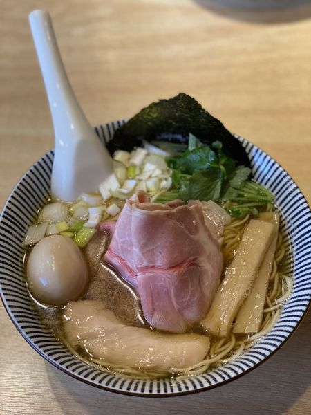 「特製煮干しそば白醤油」@寿製麺よしかわ 川越店の写真
