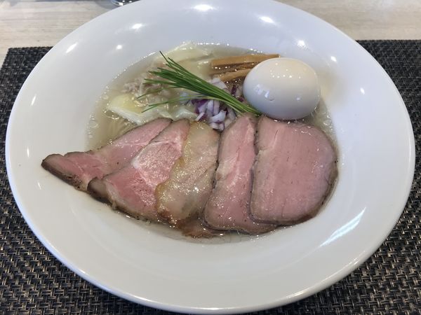 「特製中華蕎麦〈塩〉¥1150」@宍道湖しじみ中華蕎麦 琥珀 東京本店の写真