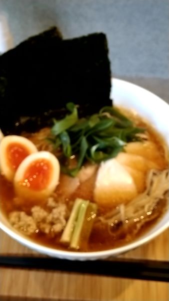 「特製熟成醤油鶏そば」@ラーメンクワトロの写真