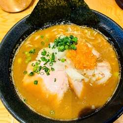 濃厚煮干しらーめん