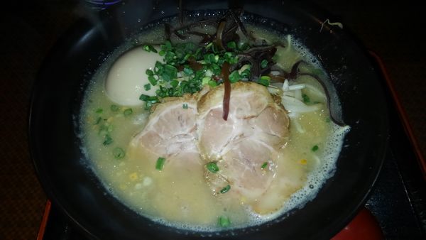 「九州とんこつ850円、味玉、替え玉」@らぁめん 味道 横浜 吉野町店の写真