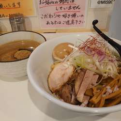 つけ麺+味玉(950円)