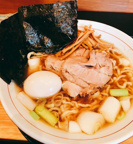 「中華そば大全のせ　１０００円」@中華そば 葉山の写真