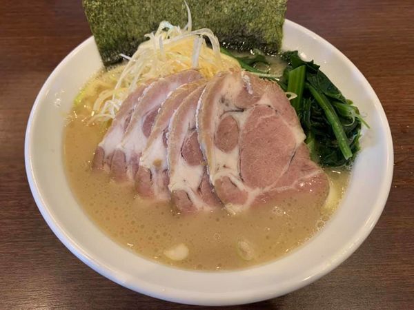 「ネギ塩ラーメン＋チャーシュー」@弐七家の写真