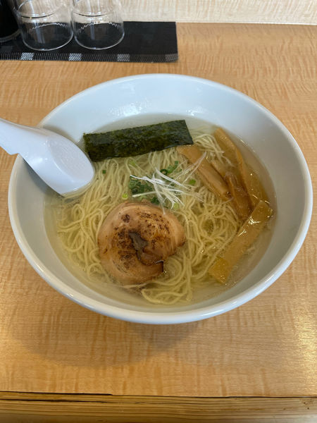 「塩ラーメン」@博多塩ラーメン 城の写真
