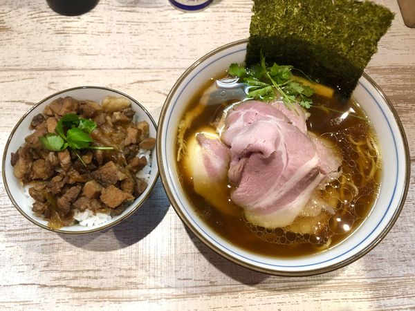 「四つ葉そば＋肉めし」@中華そば 四つ葉の写真