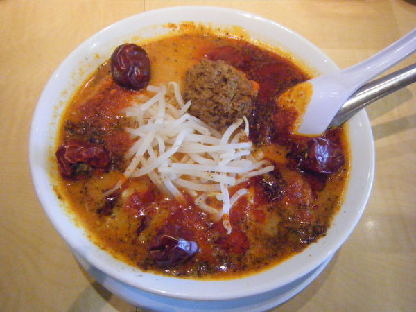 「超麻辣担々麺（ニラ抜き）」@丸源ラーメン 小平店の写真