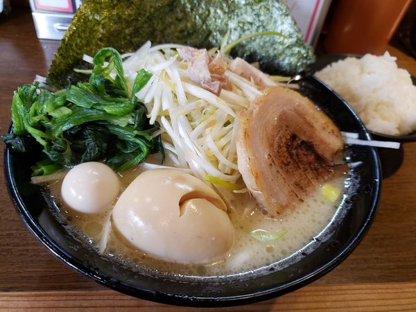 「塩ネギラーメン味玉ライス」@濃厚豚骨ラーメン 濱虎家の写真